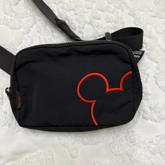 Lululemon/Disney Black Belt Bag - Picture 8 of 9